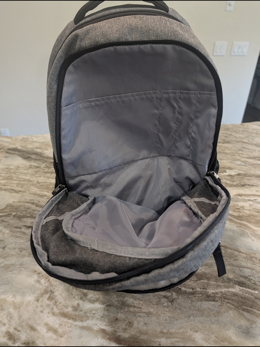 Under Armour Backpack - Picture 6 of 10